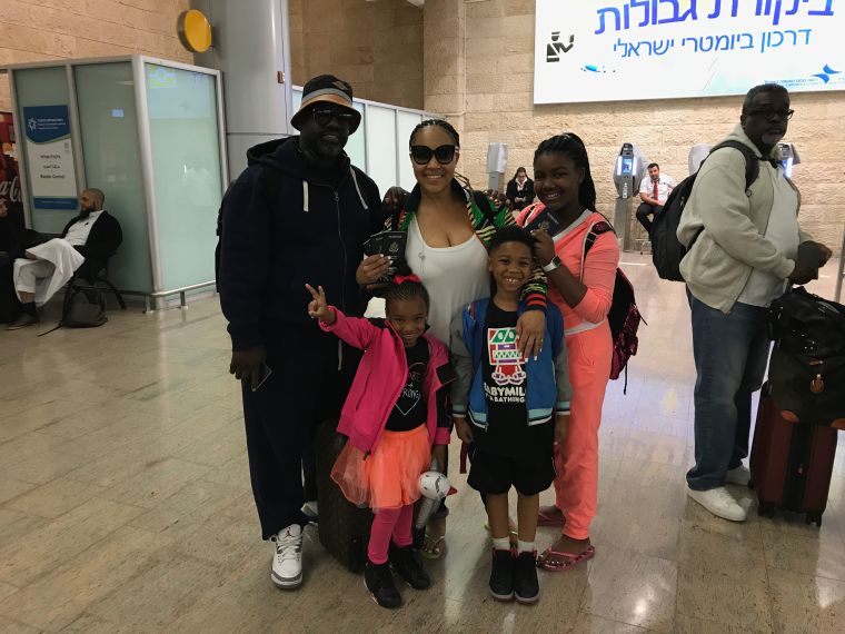 Mary Mary With Their Families In Israel
