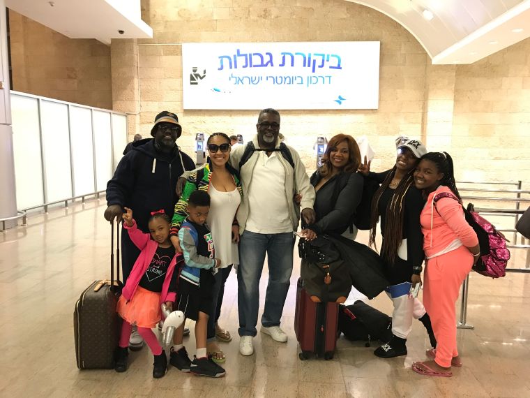 Mary Mary With Their Families In Israel