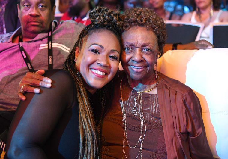 Erica Campbell & Cissy Houston At Essence Festival 2017