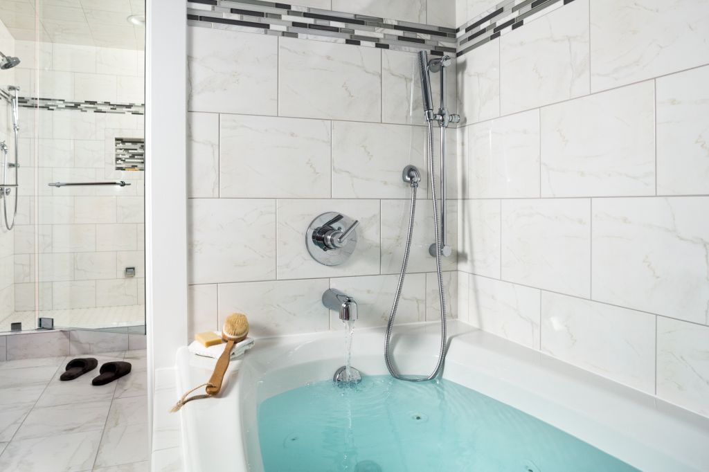 Tiled Modern Bathroom with bathtub Glass Shower Doors
