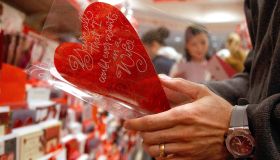 Valentine's Day Spirit Grips The U.S.