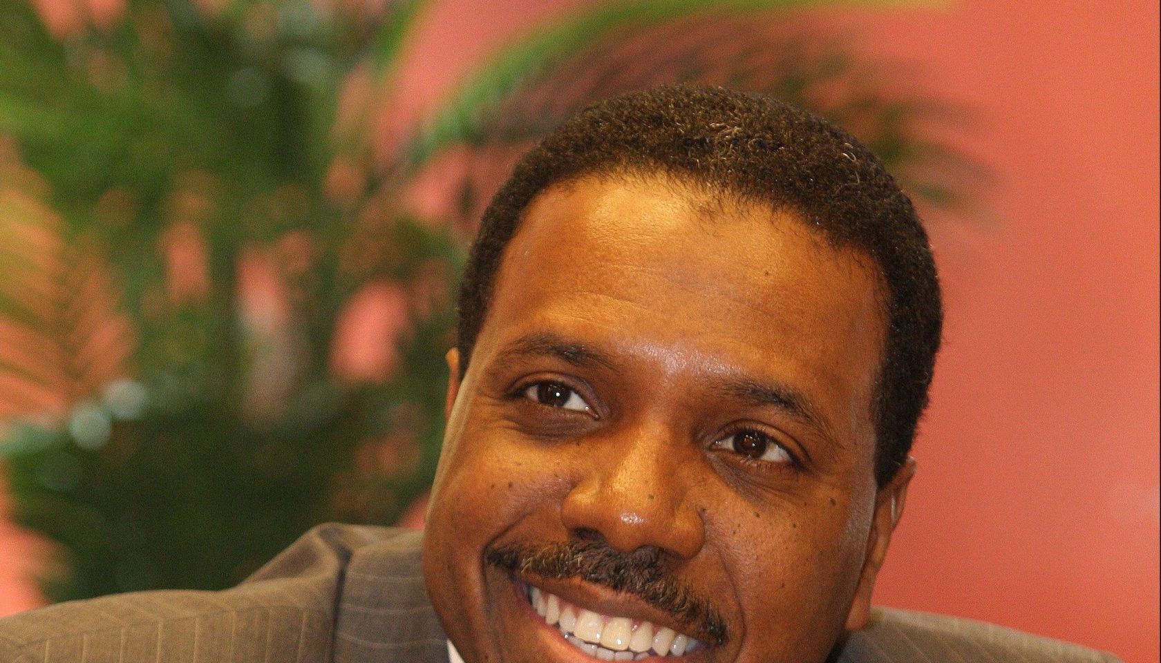 Creflo Dollar