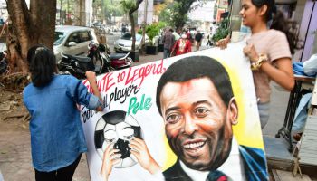 Gurukul Art Students Pay Tribute To Pelé After His Death At 82