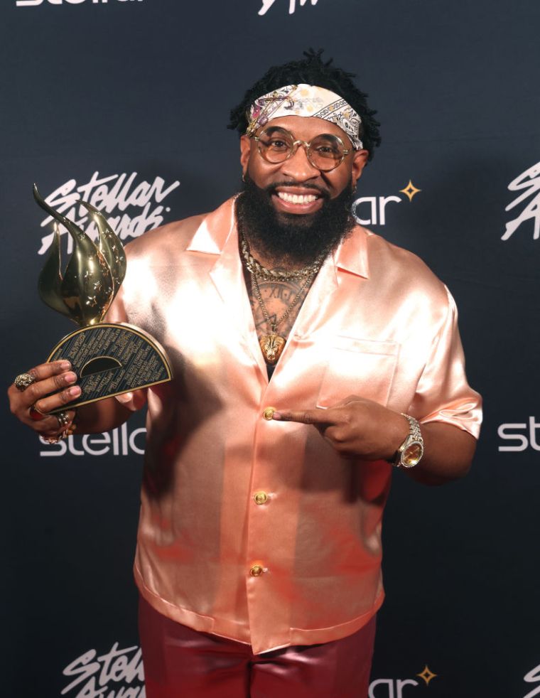 Male artist of the year: Pastor Mike Jr.; Winning;